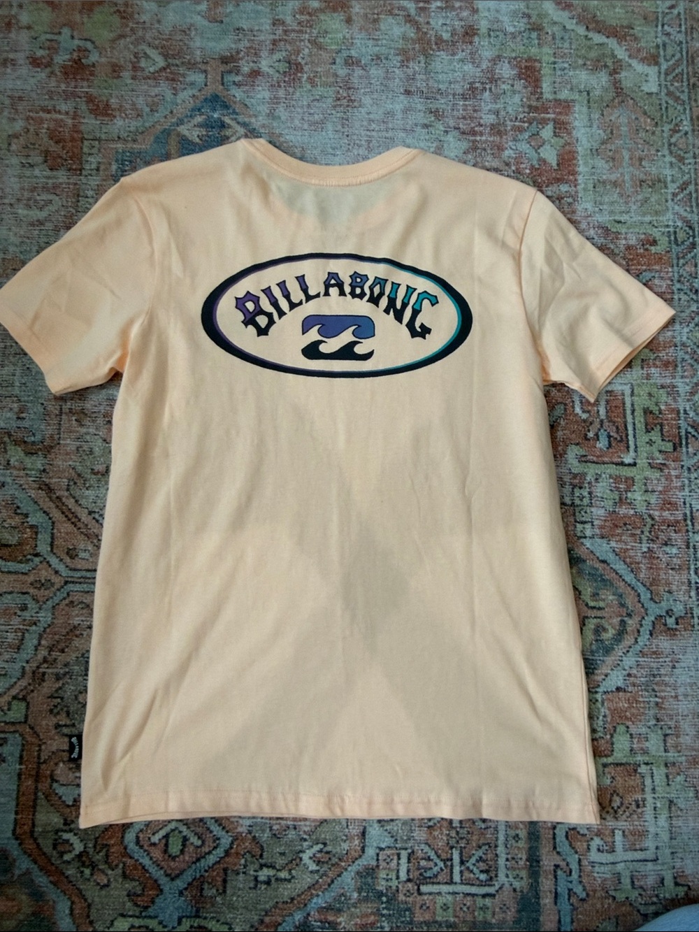 NWOT Boys Billabong Crew Neck T-Shirt in Light Peach.
